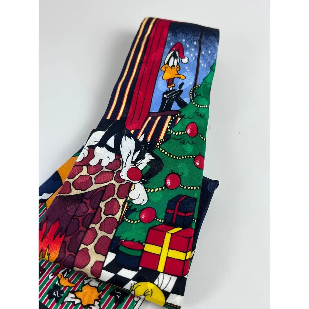 Vintage Looney Tunes Christmas Necktie 100% Silk Daffy Duck Sylvester‎ Taz